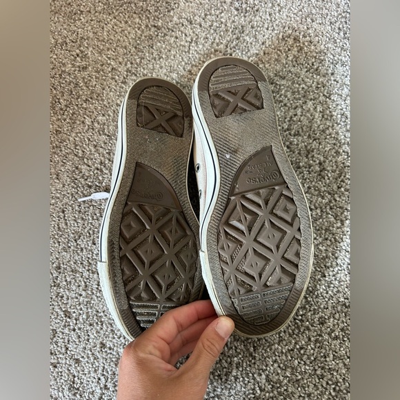 Converse Off-White Canvas Sneakers - Picture 6 of 6